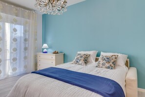 2 bedrooms, WiFi, bed sheets