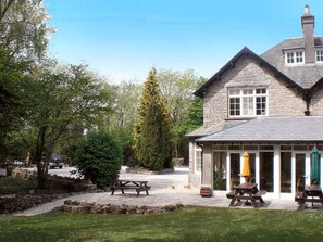 Exterior - Picture Postcard Stone Cottage in an idyllic peaceful setting (Grange over Sands)