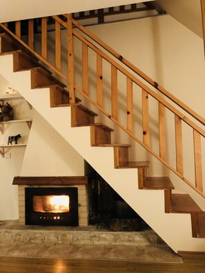 Interior - Cozy 3 bedrooms apartment sleeping 6 or 8 (Borovets Ski Resort, Samokov, Bulgaria)