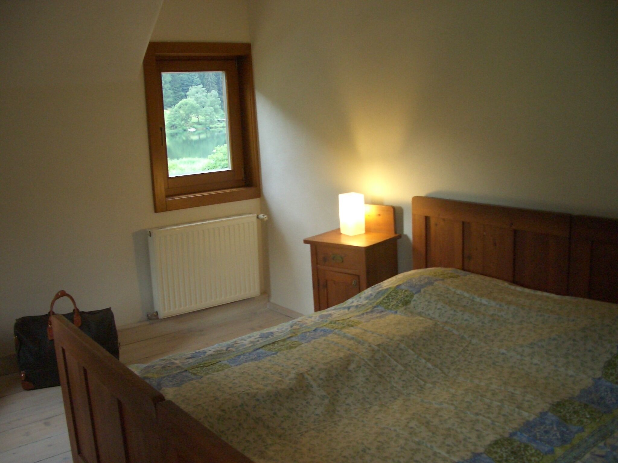 2 quartos, ferros/tábuas de passar roupa, Wi-Fi de cortesia