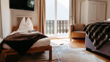 4 Schlafzimmer, Zimmersafe, Bügeleisen/Bügelbrett, Reisekinderbett