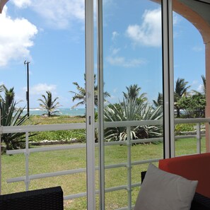 Interior - Le Mabouya Marin, duplex with large terrace facing the lagoon, beach 50 m'away (SAINT-FRANCOIS)