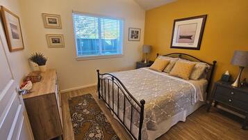 1 chambre, fer et planche à repasser, Wi-Fi gratuit, draps fournis