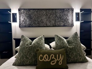 Iron/ironing board, free WiFi, bed sheets, wheelchair access