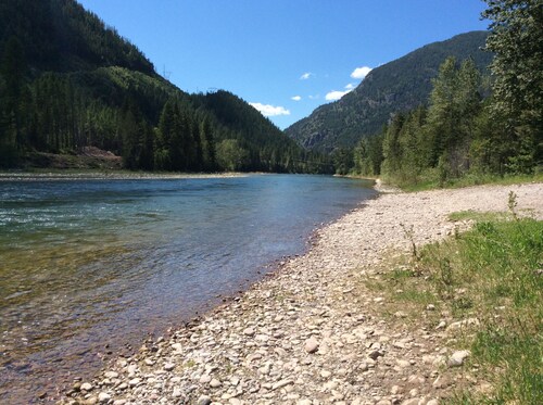 Experience Montana, 12 minutes Glacier National Park