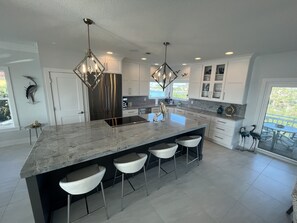 Fridge, microwave, oven, stovetop - Spectacular Sunrises and Sunsets!!!
Newly renovated Pool/Hot Tub & putting green (Nokomis)