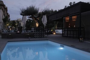 Pool - Oasis Hotel (Barcelona)