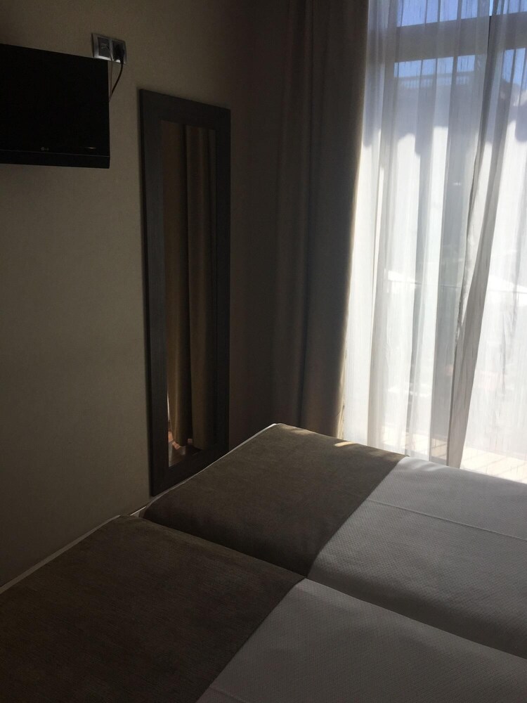 Hotel Oasis photo 7