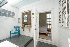 4 bedrooms, desk, iron/ironing board, free WiFi - Villa Déjà vu Key West - 4BR Private Villa in Old Town Key West with Heated Pool sleeps 10 (Key West)