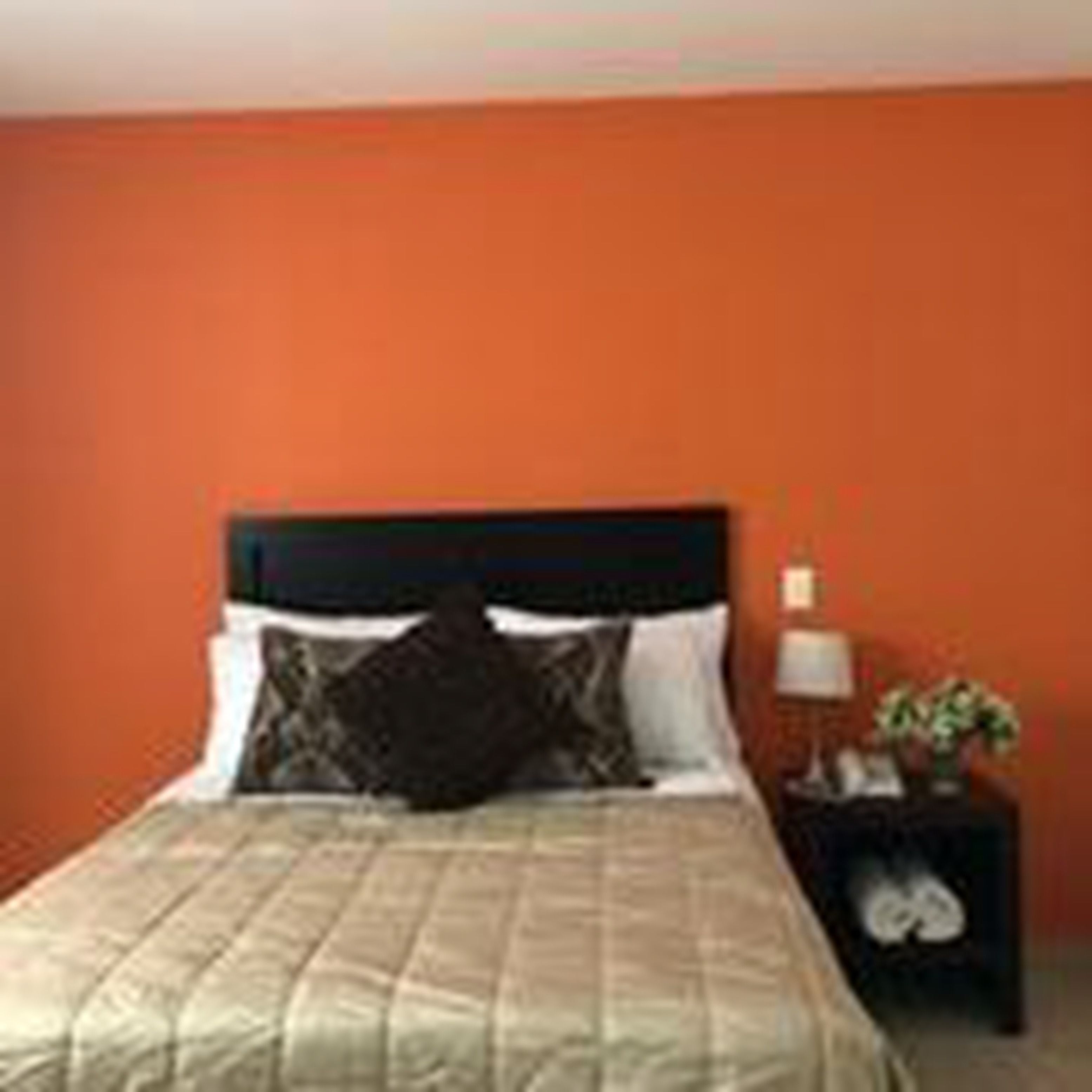 business double room, 1 queen bed, non smoking | blackout curtains, soundproofing, free wifi, bed sheets