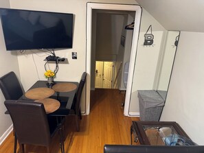 تناول الطعام