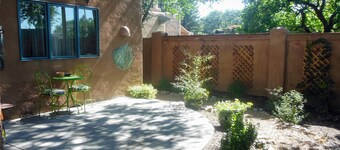 Casa Verde, the Casita Center