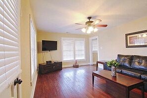 Televisie en een kantoor