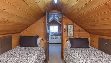 3 dormitorios, cuna de viaje, wifi gratis y ropa de cama