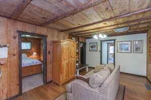 TV connectée, cheminée