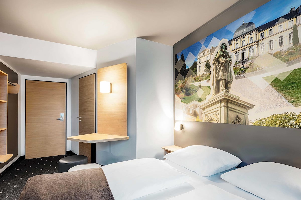Doppelzimmer | 1 Schlafzimmer, Schreibtisch, schallisolierte Zimmer, kostenloses WLAN