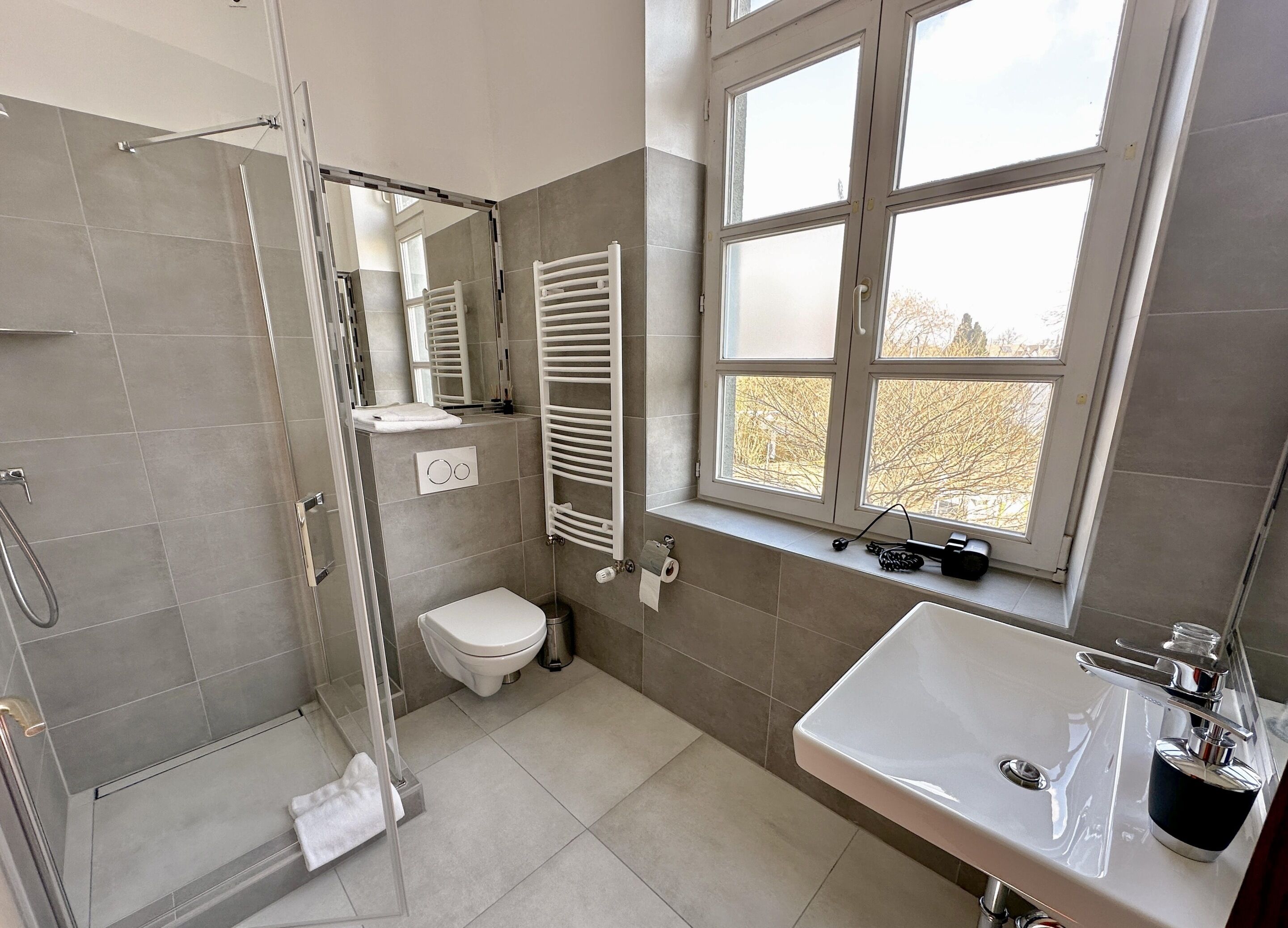 Economy Double or Twin Room, Private Bathroom | Bathroom