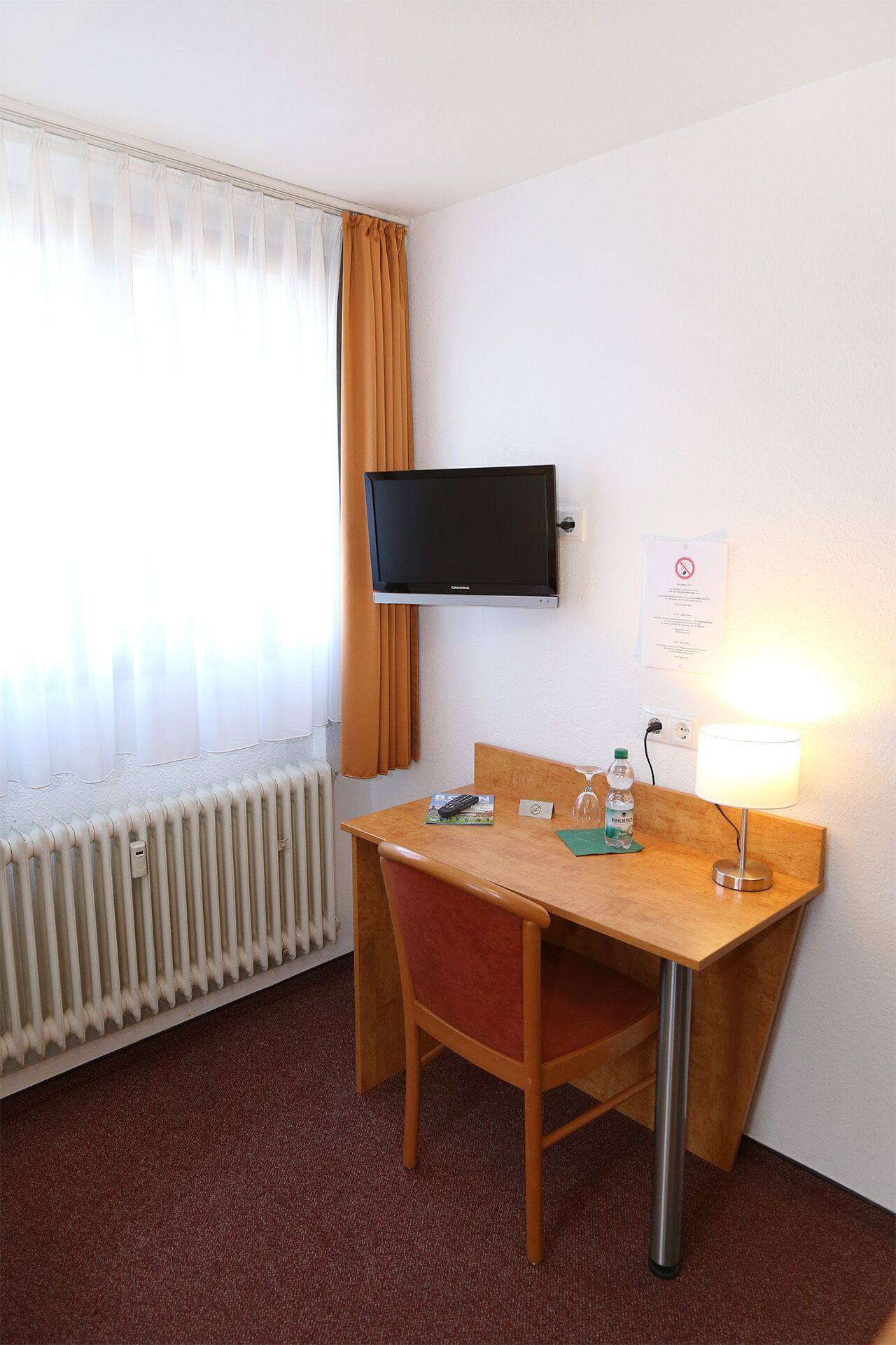 standard single room, private bathroom