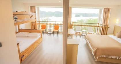 Longshuihu Youth Hostel