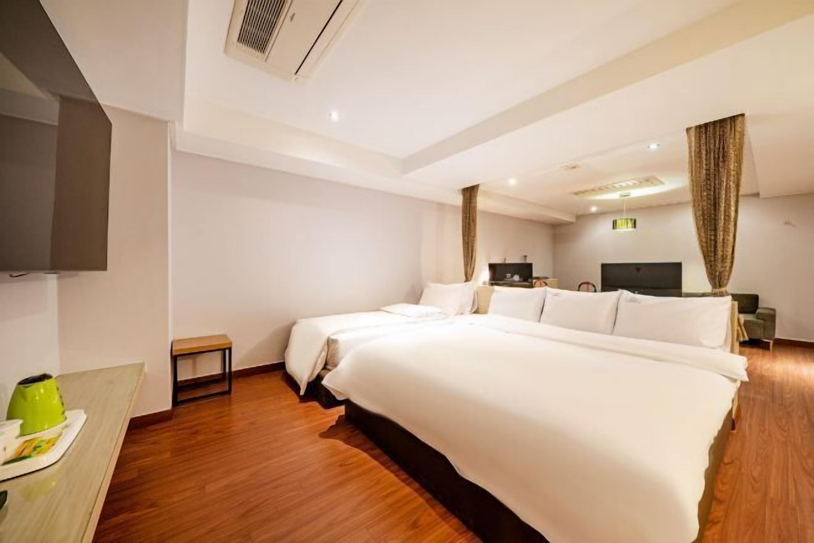 오리/거위털 이불, 각각 다른 스타일의 인테리어, 각각 다르게 가구 비치, 무료 WiFi