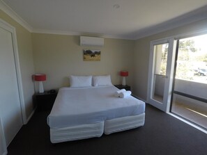 Individually furnished, iron/ironing board, free WiFi, bed sheets - Huskisson Beach Resort (Huskisson)