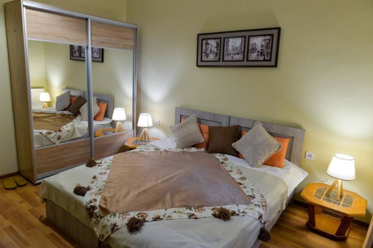 Decoración personalizada, muebles diferentes y escritorio