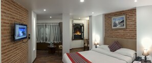 Habitación Deluxe doble, 1 habitación, no fumadores | Escritorio y wifi gratis