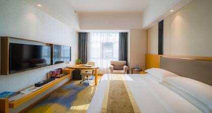 Dongfeng Hotel