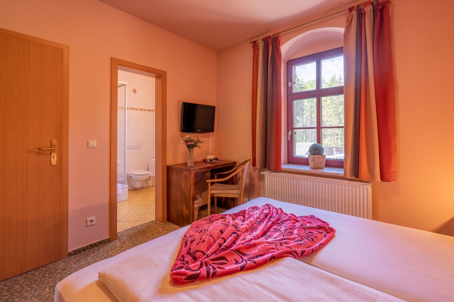 Doppelzimmer, eigenes Bad