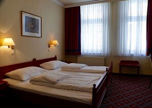 Free WiFi, bed sheets - Hotel St. Petrus (Gelsenkirchen)