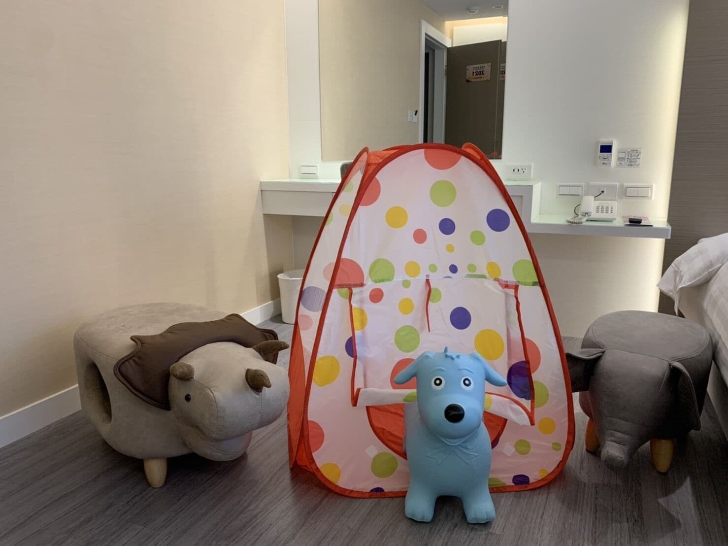 kid suite double room (2 adults + 1 child) | in-room safe, desk, blackout curtains, soundproofing