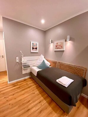 Room - Zur Waldlust (Frankfurt)