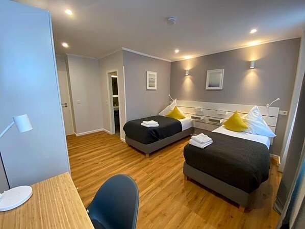 Room - Zur Waldlust (Frankfurt)