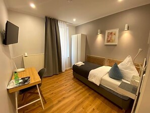 Room - Zur Waldlust (Frankfurt)
