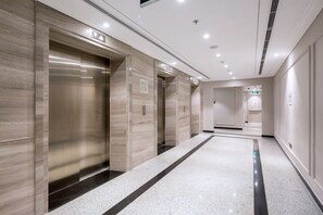 Interior detail - Johnny's Luxury Apartments (Da Nang)