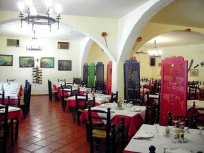 Restaurant - Cuevas Pedro Antonio de Alarcon (Guadix)