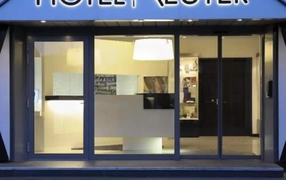 Hotel Reuter by null