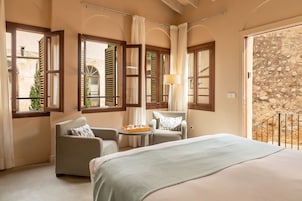 Habitación doble superior, 1 cama de matrimonio grande | Vistas al jardín