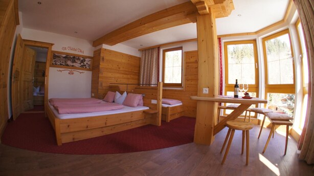 Room - Hotel Schweizerhof (Wildschönau)