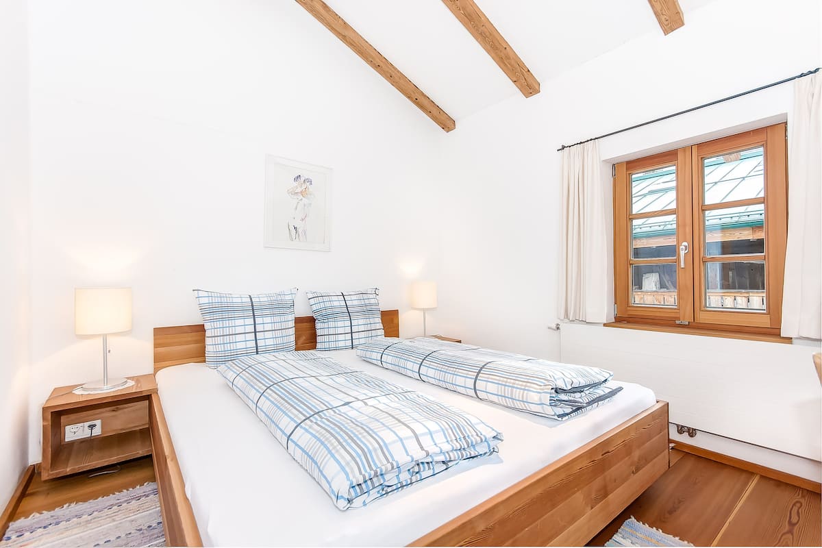 Familie penthouse | 2 slaapkamers, een kluis op de kamer, individueel gedecoreerd