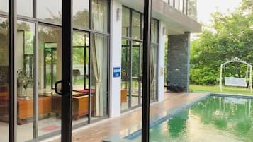 Villa, 5 Schlafzimmer | Hochwertige Bettwaren, Daunenbettdecken, Zimmersafe