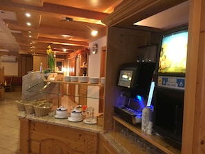 Petit déjeuner buffet compris tous les jours