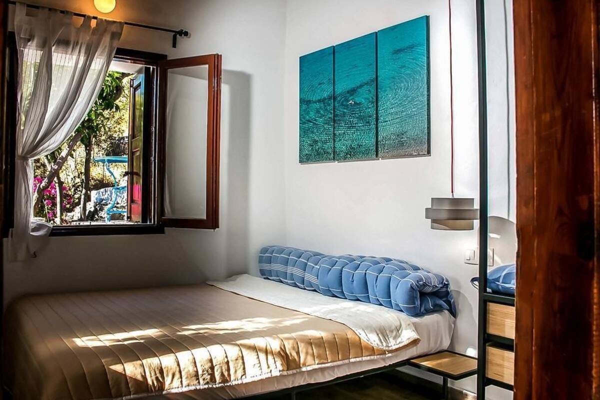 1 bedroom, in-room safe, desk, iron/ironing board