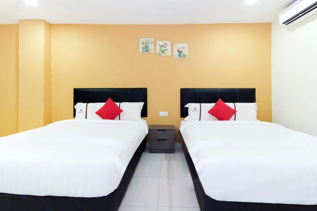 1 bedroom, desk, free wifi