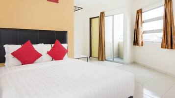 Standard Double Room | Desk, free WiFi