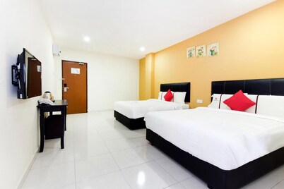 Central Hotel