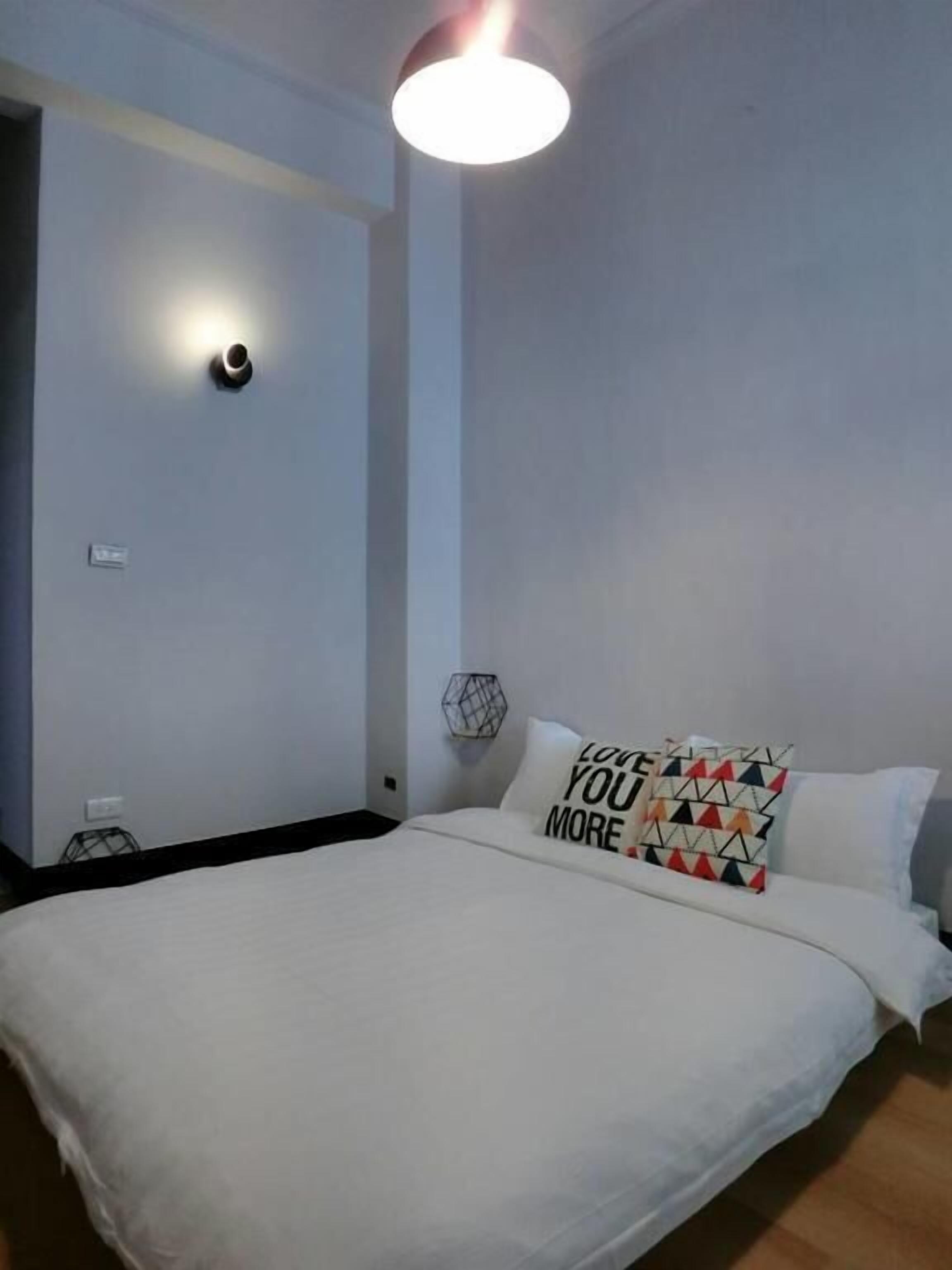 double room, 1 double bed, non smoking | down duvets, free wifi, bed sheets