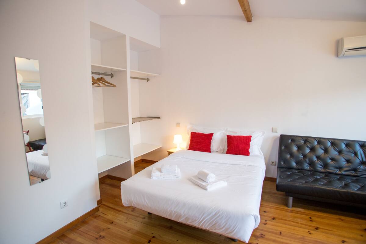 Apartamento, 1 habitación, terraza (3A) | Tabla de planchar con plancha, cunas (de pago), wifi gratis