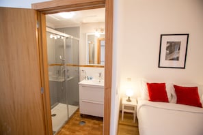 Appartement, 1 chambre (2B) | Fer et planche à repasser, lits bébé (en supplément), Wi-Fi gratuit