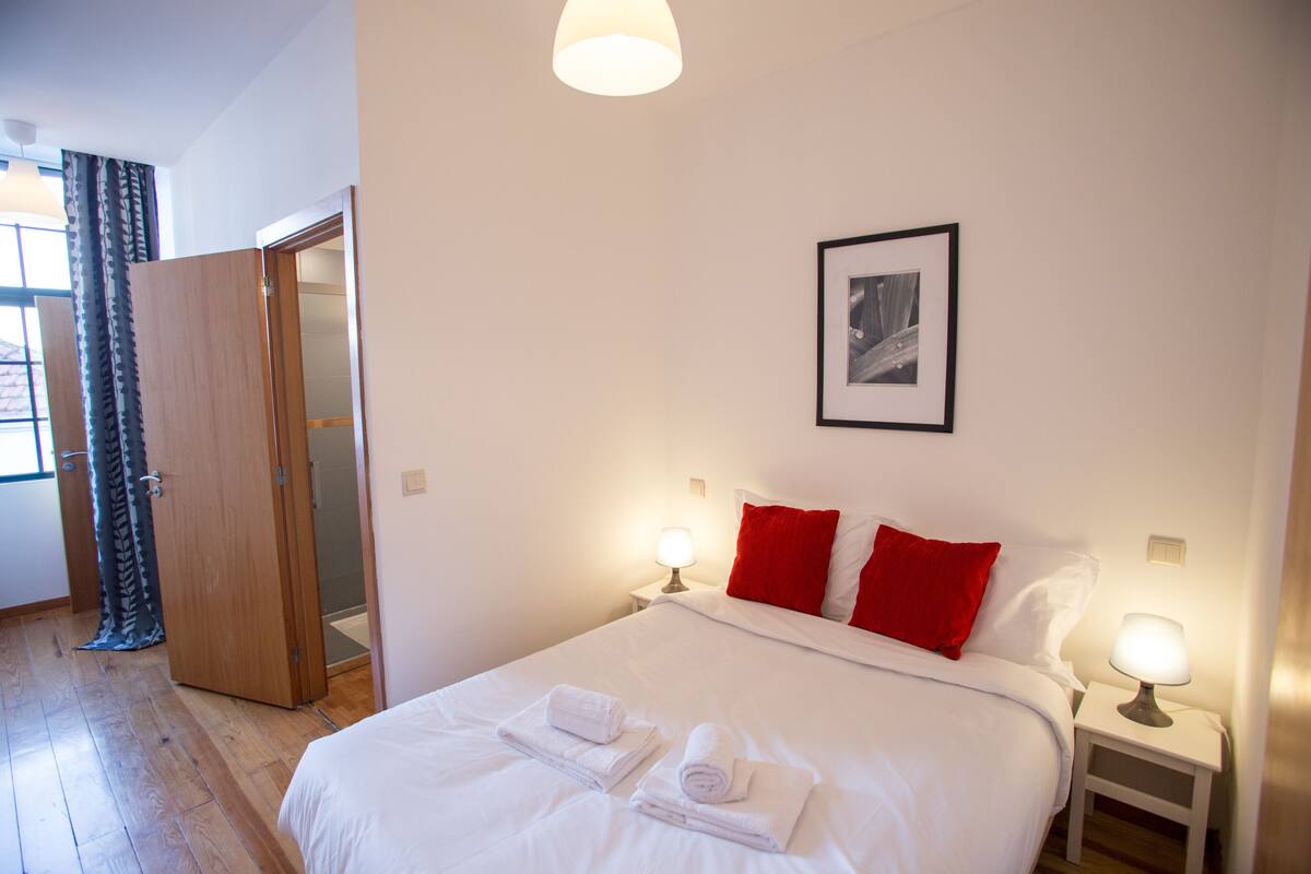 Apartamento, 1 habitación (2B) | Tabla de planchar con plancha, cunas (de pago), wifi gratis